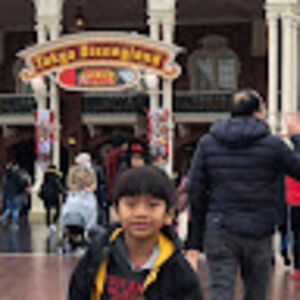 Meet your Posher, Lawrence